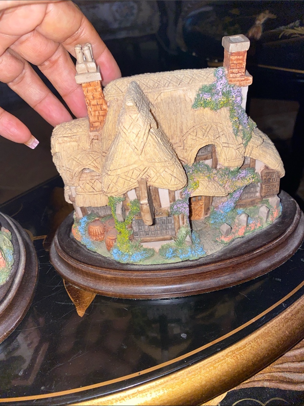 Vintage Hand-Painted Ceramic Cottage Dome Decor in Tan and Green Pair of 2 - Picture 8 of 11